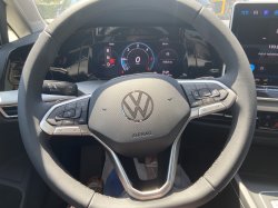 Volkswagen Golf VIII