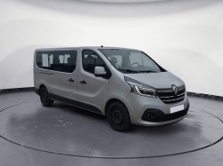 Renault Trafic minibus