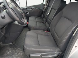 Renault Trafic minibus