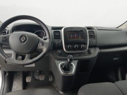 Renault Trafic minibus